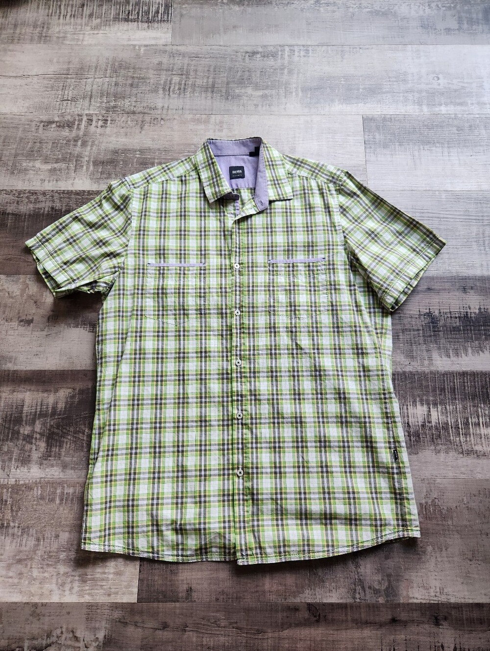 BOSS Hugo Boss Men's Plaid Short Sleeve Button-Up Regular Fit Shirt Size Medium